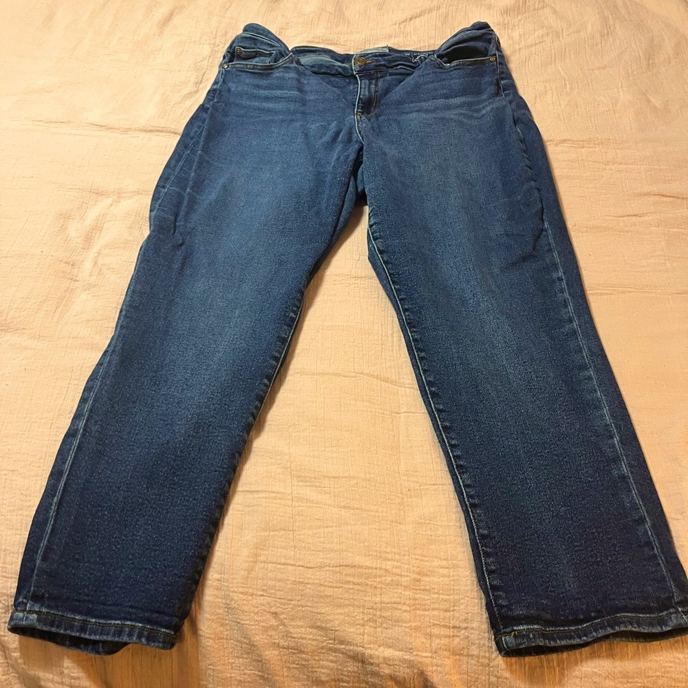 Molly and Isadora Girlfriend Jeans